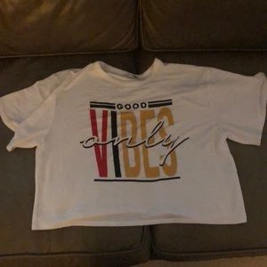 Fashion Nova Good Vibes Only Crop